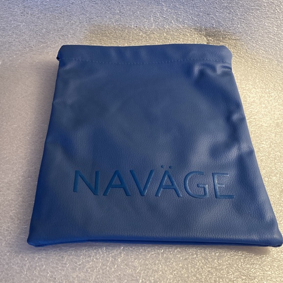 NWOT - Naväge Blue Faux Leather Black Drawstring Travel Bag - Picture 1 of 6